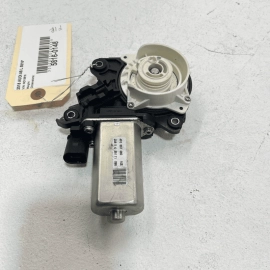 Front Right Side Door Close Assist Motor Audi A8 Quattro L 2011-2018 OEM
