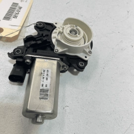 Front Right Side Door Close Assist Motor Audi A8 Quattro L 2011-2018 OEM