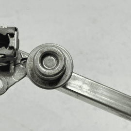 2008 - 2012 Mercedes Benz GL 450 550 4.7 Distributor Injector Line Fuel Rai