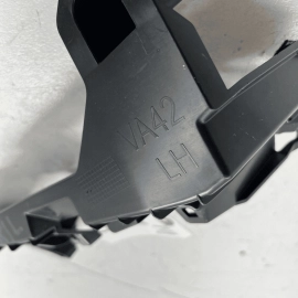 2023 MAZDA CX-50 REAR LEFT DRIVER SIDE HEADLAMP IMPACT PAD BRACKET STAY OEM 2023 MAZDA CX-50 REAR LEFT DRIVER SIDE HEADLAMP IMPACT PAD BRACKET STAY OEM