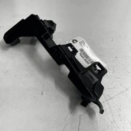 2023 MAZDA CX-50 REAR LEFT DRIVER SIDE HEADLAMP IMPACT PAD BRACKET STAY OEM 2023 MAZDA CX-50 REAR LEFT DRIVER SIDE HEADLAMP IMPACT PAD BRACKET STAY OEM