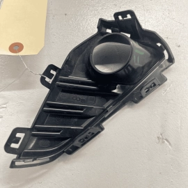 GMC TERRAIN 2018-2021 FRONT BUMPER PASSENGER SIDE FOG LIGHT LAMP BEZEL TRIM