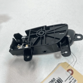 2014-2020 Infiniti Q50 Front or Rear Passenger Side Door Interior Handle OE 2014-2020 Infiniti Q50 Front or Rear Passenger Side Door Interior Handle OE