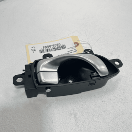 2014-2020 Infiniti Q50 Front or Rear Passenger Side Door Interior Handle OE