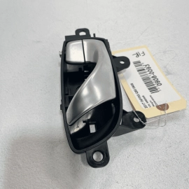 2014-2020 Infiniti Q50 Front or Rear Passenger Side Door Interior Handle OE 2014-2020 Infiniti Q50 Front or Rear Passenger Side Door Interior Handle OE
