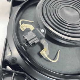 2011-12 AUDI A8 QUATTRO REAR DECK CENTER AUDIO SOUND SUB WOOFER SPEAKER BOS