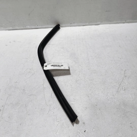 AUDI Q7 2017-2023 REAR LEFT DRIVER DOOR WINDOW INNER BELT WEATHERSTRIP SEAL