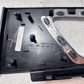 2017 - 2019 AUDI Q7 REAR LEFT DRIVER SIDE DOOR HANDLE TRIM BEZEL MOLDING OE