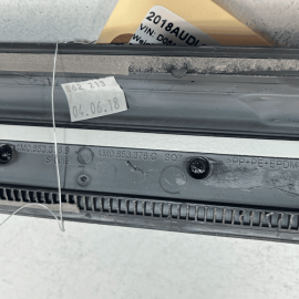 2017-2018-19-20-21-22-2023 Audi Q7 Rear Right Passenger Door Sill Trim Blac
