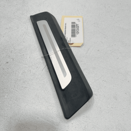 2017-2018-19-20-21-22-2023 Audi Q7 Rear Right Passenger Door Sill Trim Blac