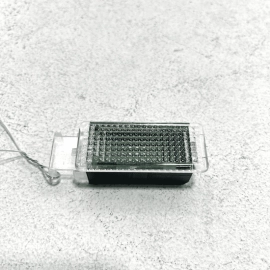 2011 - 2018 PORSCHE CAYENNE INTERIOR COURTESY LIGHT LAMP OEM