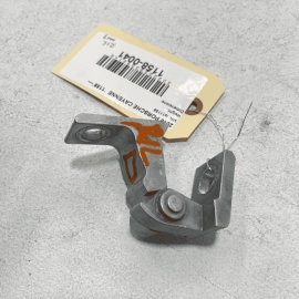 2011 - 2018 PORSCHE CAYENNE REAR LEFT DRIVER SIDE LOWER DOOR HINGE OEM