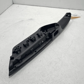 Rear Right Door Armrest Trim Panel Mount Bracket Porsche Cayenne 2011-2017 