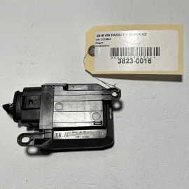 VOLKSWAGEN PASSAT 2016-2018 FRONT PASSENGER SEAT OCCUPANT SENSOR MODULE OEM