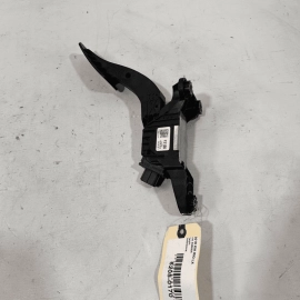 2018-2023 KIA RIO LX SEDAN FLOOR ACCELERATOR GAS THROTTLE BODY PEDAL OEM