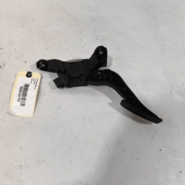 2018-2023 KIA RIO LX SEDAN FLOOR ACCELERATOR GAS THROTTLE BODY PEDAL OEM