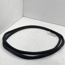 2015-2022 PORSCHE MACAN TAILGATE LIFTGATE BACK DOOR BODY WEATHERSTRIP SEAL 
