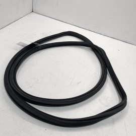 15-22 PORSCHE MACAN FRONT RIGHT OR LEFT SIDE DOOR BODY WEATHERSTRIP SEAL OE