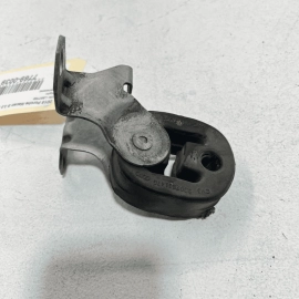 2015-22 PORSCHE MACAN CENTER MUFFLER RESONATOR DRIVER SIDE HANGER W/ BRACKE
