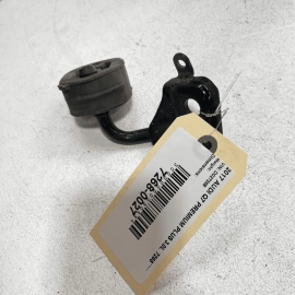 17-23 AUDI Q7 EXHAUST CENTER MUFFLER RESONATOR LEFT HANGER W/ BRACKET OEM