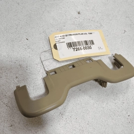 17-19 AUDI Q7 FRONT LEFT DRIVER SEAT HEADREST INNER TRIM COVER OEM