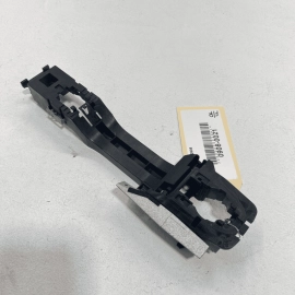 14-20 INFINITI Q50 FRONT RIGHT PASSENGER EXTERIOR DOOR HANDLE BASE BRACKET 