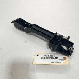 14-20 INFINITI Q50 FRONT RIGHT PASSENGER EXTERIOR DOOR HANDLE BASE BRACKET 