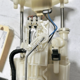 2016 - 2019 Infiniti Q50 2.0L Fuel Pump Tank Unit OEM