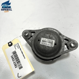 07-11 MERCEDES W221 S550 FRONT LEFT OR RIGHT SIDE ENGINE FRONT SUPPORT MOUN