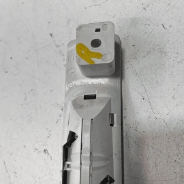 2007-2013 MERCEDES W221 S600 REAR RIGHT PASENGER SIDE INTERIOR READING LAMP