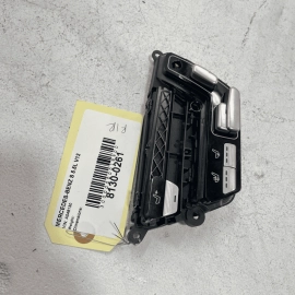 07-13 Mercedes S600 S63 S550 Rear Passenger Side Seat Control Memory Switch