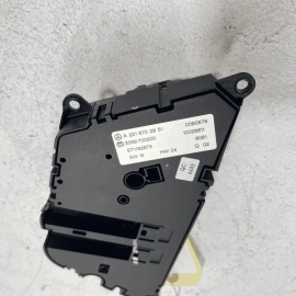 07-13 Mercedes S600 S63 S550 Rear Passenger Side Seat Control Memory Switch