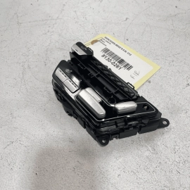 07-13 Mercedes S600 S63 S550 Rear Passenger Side Seat Control Memory Switch