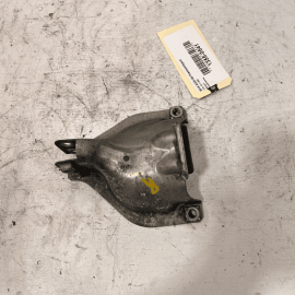 AUDI A6 FWD ENGINE RIGHT SIDE MOTOR MOUNT RETAINER PLATE 2012-2018 OEM