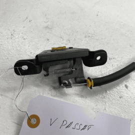 REAR RIGHT PASSENGER SIDE SEAT LATCH VOLKSWAGEN PASSAT SE 2012-2022 OEM