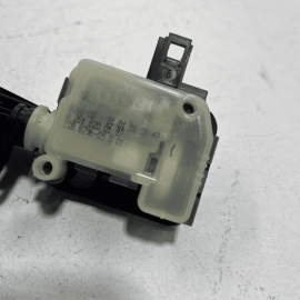 2007-2013 MERCEDES W221 S600 FUEL DOOR TANK RELEASE LOCK ACTUATOR OEM