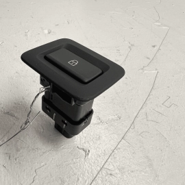2023 MAZDA CX-50 TAILGATE LIFTGATE TRUNK LOCK RELEASE SWITCH BUTTON OEM 2023 MAZDA CX-50 TAILGATE LIFTGATE TRUNK LOCK RELEASE SWITCH BUTTON OEM