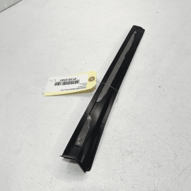 207-13 Mercedes S550 S600 Rear Left Driver Interior Door Window Frame Cover