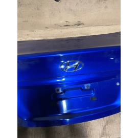 GENUINE 12-17  Trunk Tailgate Deck Lid BLUE COLOR W/ LOCK & CABLE HYUNDAI A