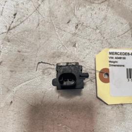 2007 - 2013 MERCEDES S-CLASS IMPACT CRASH SENSOR FRONT RIGHT/LEFT OEM 1PCS 2007 - 2013 MERCEDES S-CLASS IMPACT CRASH SENSOR FRONT RIGHT/LEFT OEM 1PCS