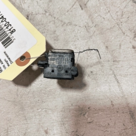 2007 - 2013 MERCEDES S-CLASS IMPACT CRASH SENSOR FRONT RIGHT/LEFT OEM 1PCS 2007 - 2013 MERCEDES S-CLASS IMPACT CRASH SENSOR FRONT RIGHT/LEFT OEM 1PCS
