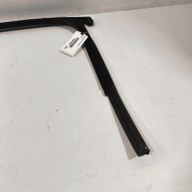 2016-2018 AUDI A6 S6 REAR LEFT DRIVER DOOR WINDOW FRAME RUBBER SEAL CHANNEL