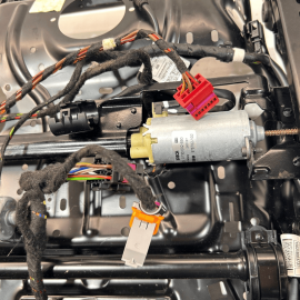 2012 - 2018 AUDI A6 FRONT LEFT DRIVER SEAT LOWER TRACK FRAME W/ MOTORS OEM