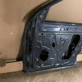 2009-2017 GMC ACADIA FRONT RIGHT PASSENGER SIDE DOOR SHELL 22883073