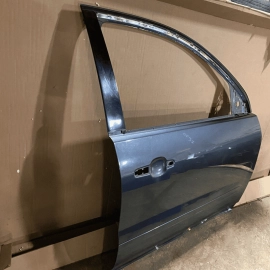 2009-2017 GMC ACADIA FRONT RIGHT PASSENGER SIDE DOOR SHELL 22883073