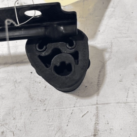 2007-13 MERCEDES W221 S600 S550 REAR EXHAUST MUFFLER PIPE BRACKET W/ HANGER
