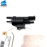 2010 Mercedes S550 Front Headrest Vacuum Valve OEM