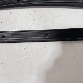 Ford Fusion SE 2013-2020 Front Right Passenger Side Outer Door Weather Stri