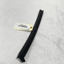 2007-2013 MERCEDES S-CLASS FRONT RIGHT DOOR WINDOW PANEL FRAME REAR TRIM OE