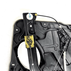 2011-21 JEEP GRAND CHEROKEE FRONT PASSENGER DOOR WINDOW REGULATOR & CARRIER